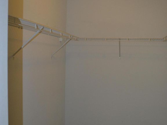 5th image of 1027 Grand Hickory Cir