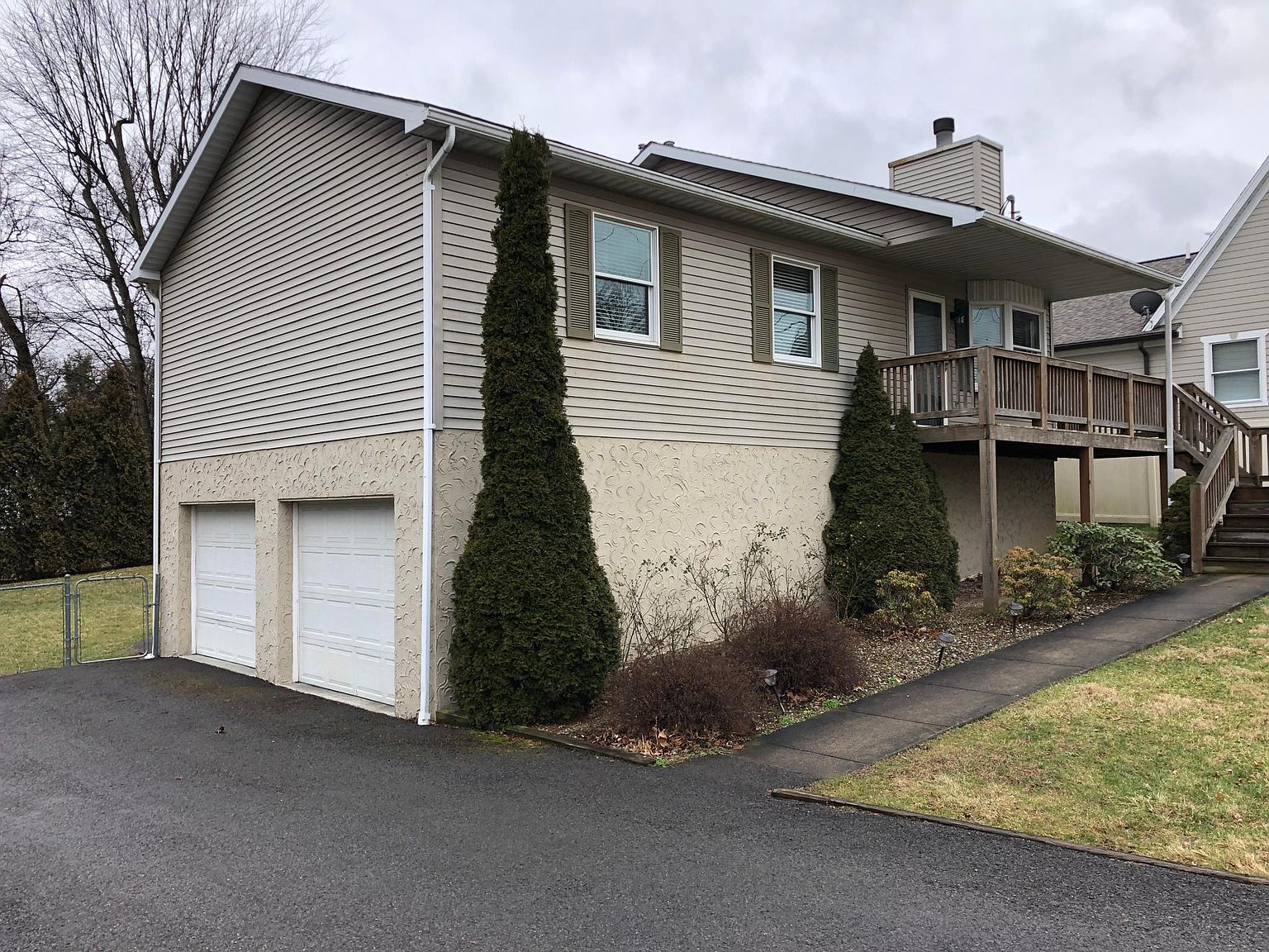 552 Burroughs St, WV 26505 Zillow
