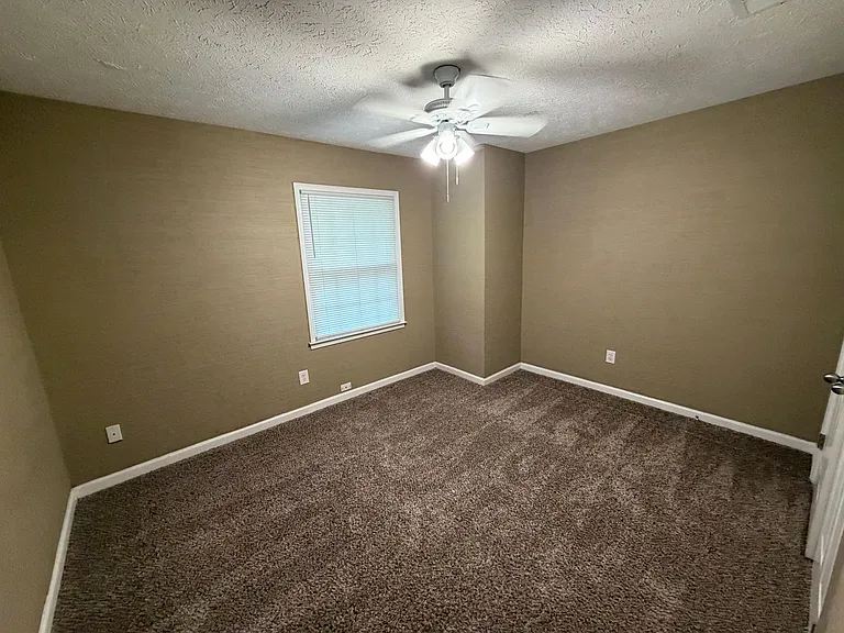 103 Wenwood Cir — Photo 15