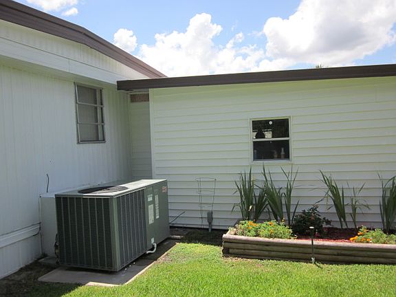 5th image of 101 Diamond Head Dr