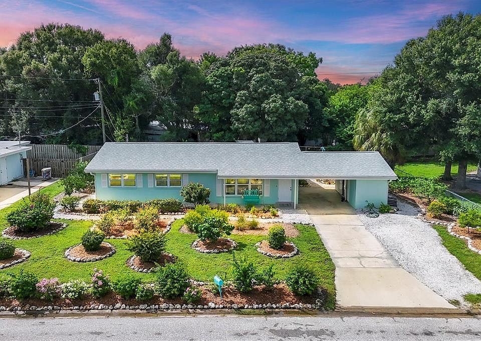 2732 Tangelo Dr, Sarasota, FL 34239 | Zillow