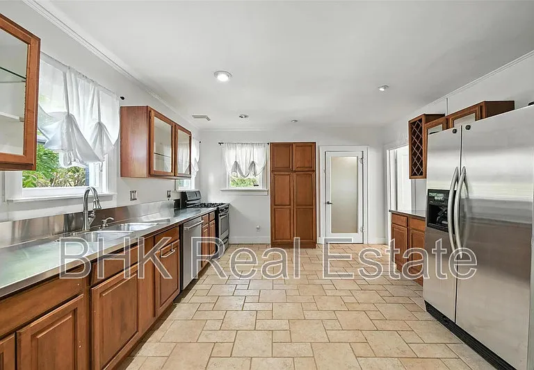 4036 Dexter Ave — Photo 11