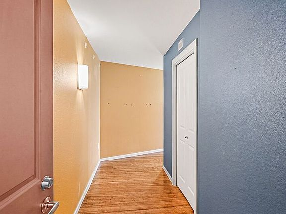 4th image of 2901 NE Blakeley St APT 128