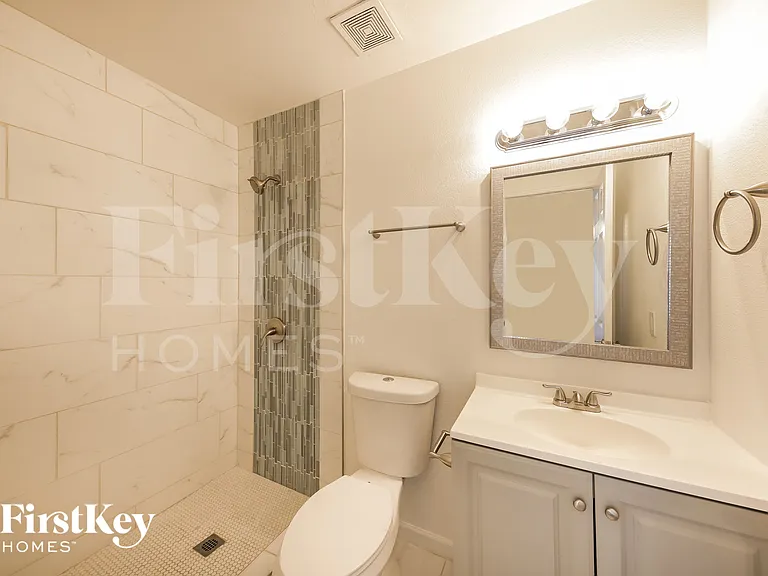 7208 W Montebello Ave — Photo 10