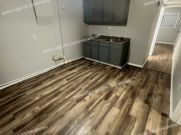 3rd image of 3808 Parrish Ave