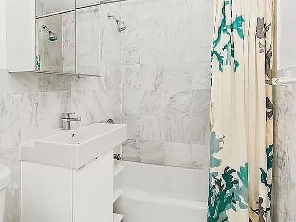 5th image of 145 Morningside Ave APT 2D