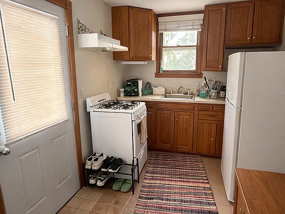 4th image of 707 South St #3406