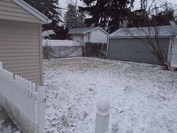2nd image of 1337 Corry Ave