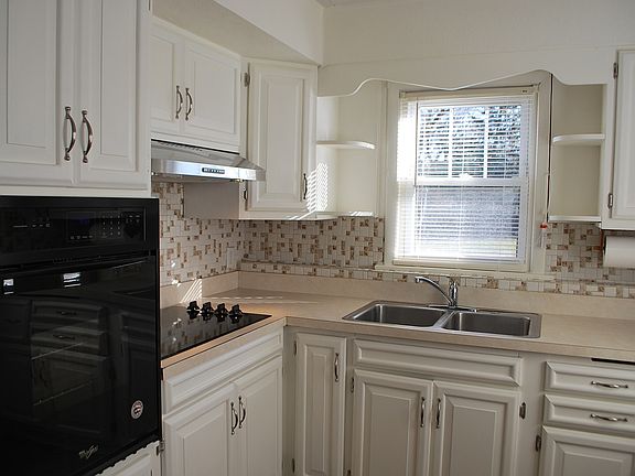 5th image of 275 N Edgewood Ave