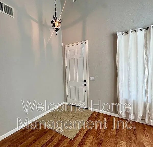 6011 Daffodil Dr — Photo 3