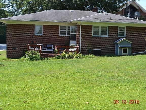 3rd image of 1107 Tuscaloosa St