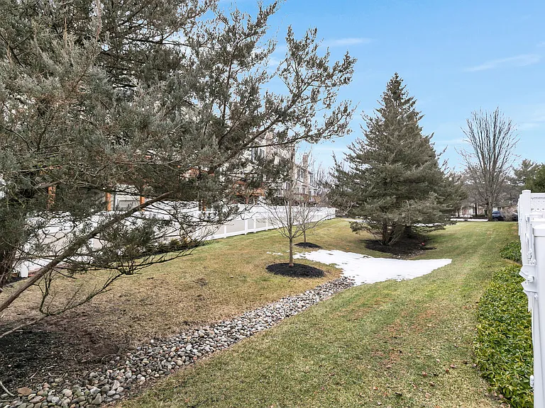 7 Patriot Hill Dr — Photo 45