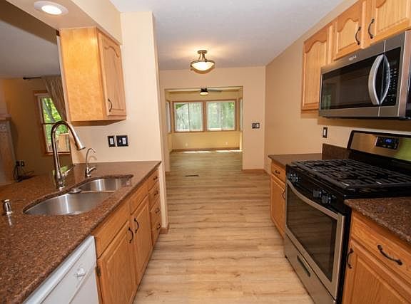 3rd image of 2007 Woodland Estates Dr