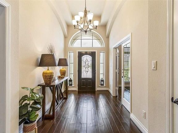 2nd image of 2524 Davis Prairie Ln