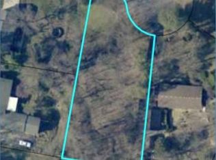 110 Rue Thierry Dr, Paducah, KY 42001