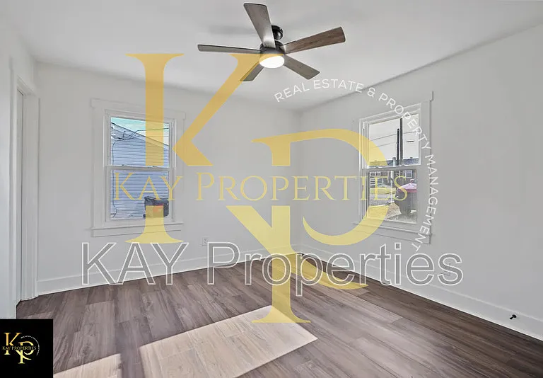 1207 Jackson St — Photo 23