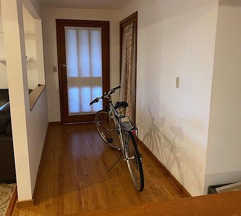 4th image of 3108 S Washington St