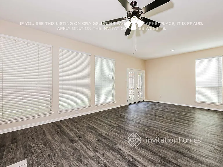11732 Latania Ln — Photo 4