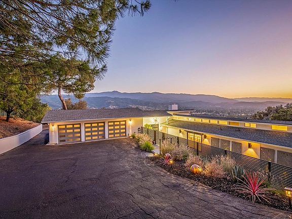 4th image of 20550 Buena Monte Dr