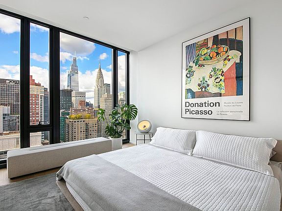 4th image of 695 1st Ave #30F