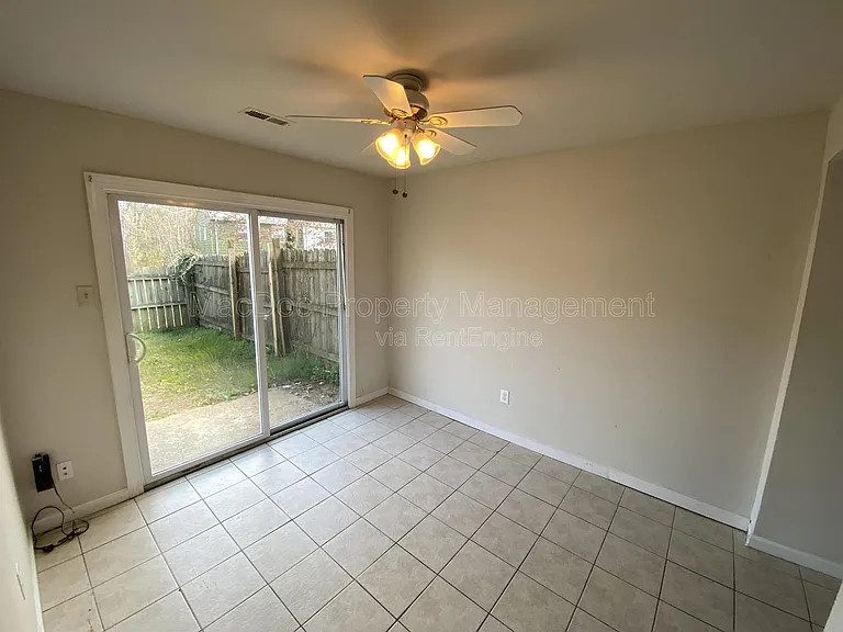 623 Anvil Rd — Photo 7