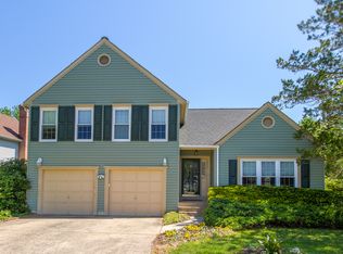 12602 Rock Ridge Rd, Herndon, VA 20170