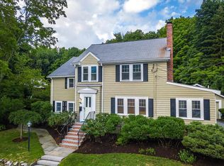 81 Hancock St, Lexington, MA 02420