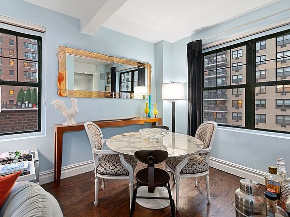 2nd image of 200 E 16th St APT 8L