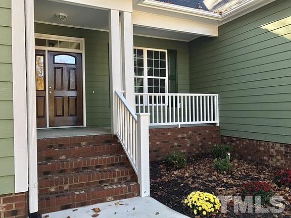 2nd image of 500 Benwich Ln