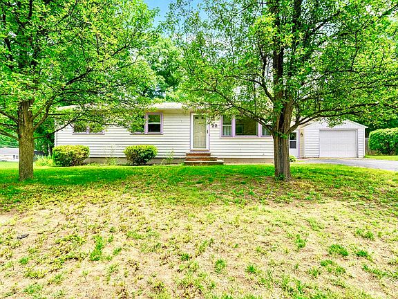 3rd image of 22 Westhill Drive