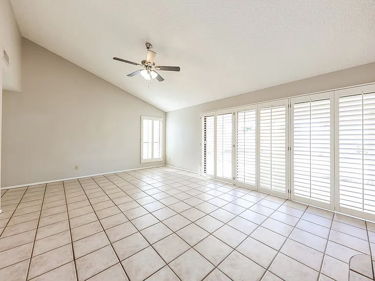 7127 W Morrow Dr — Photo 10
