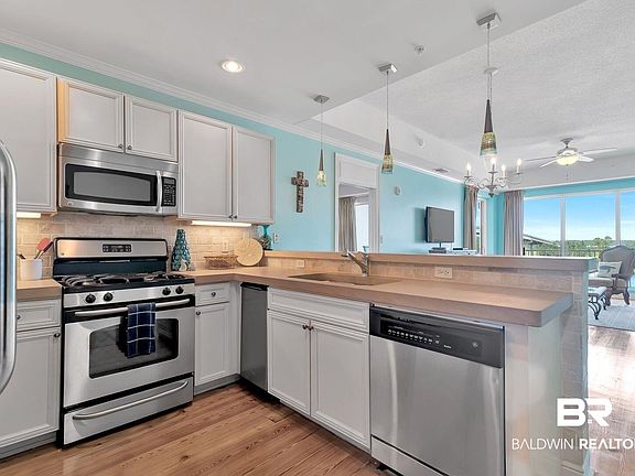 3rd image of 4851 Wharf Pkwy APT 423