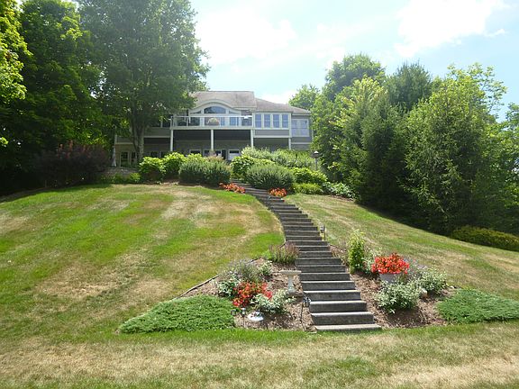 2nd image of 476 E Mohawk Dr