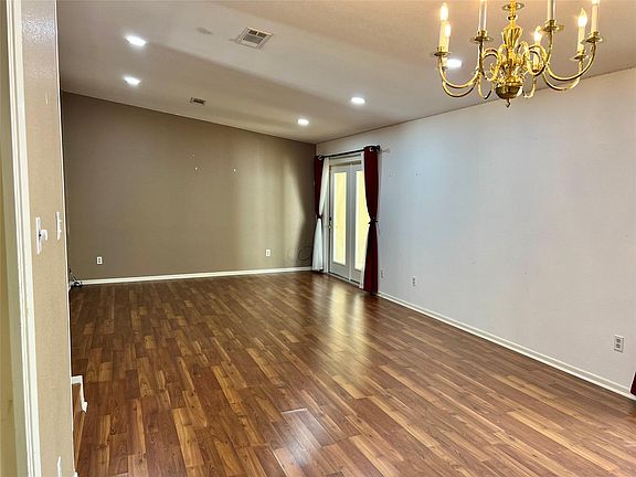 5th image of 1572 Marshall Woods Dr #14