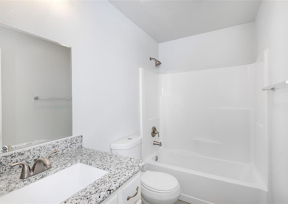 1st image of 638 Luke St Unit B