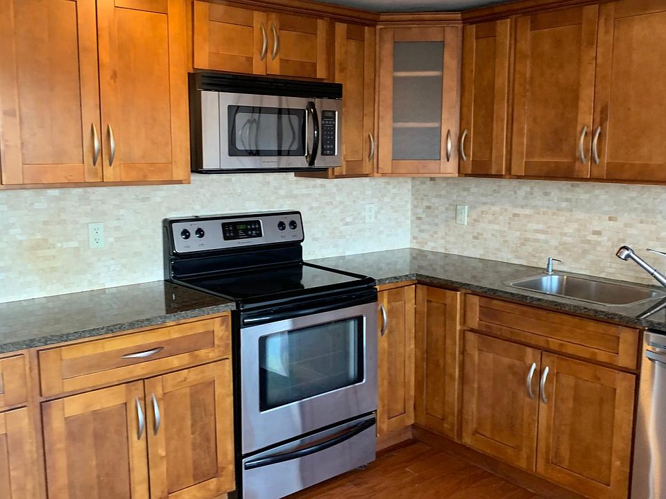 1st image of 60 Parkway Dr E APT 12H