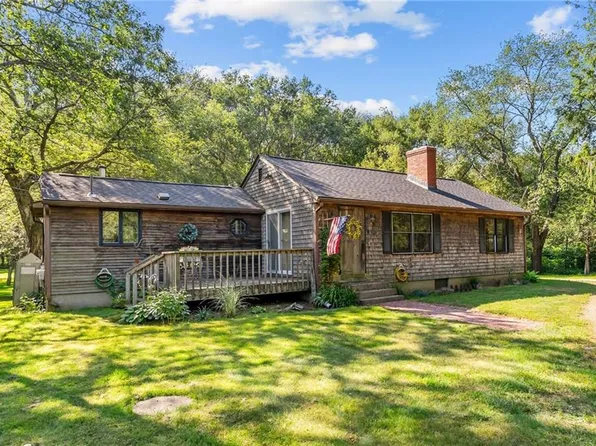 211 Nooseneck Hill Rd, Exeter, RI 02822