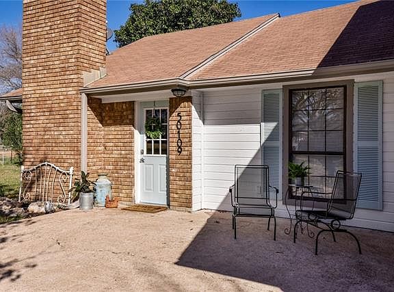 2nd image of 50109 Flintrock Dr