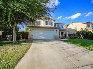 11006 Grand Prairie Dr, Bakersfield, CA 93311