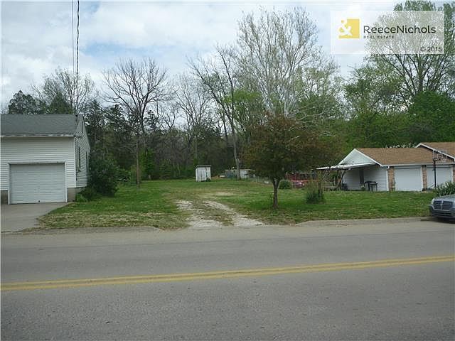 1st image of 309 E Morse Ave