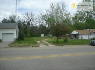 309 E Morse Ave, Bonner Springs, KS 66012