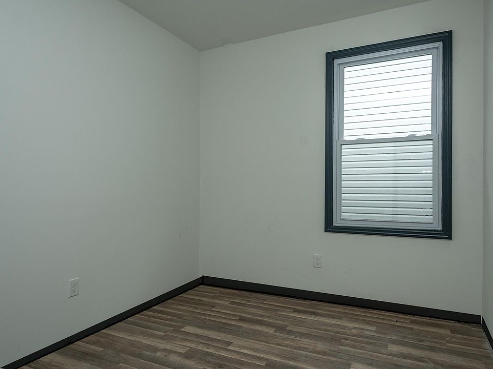 1st image of 60-62 Telford St #2L