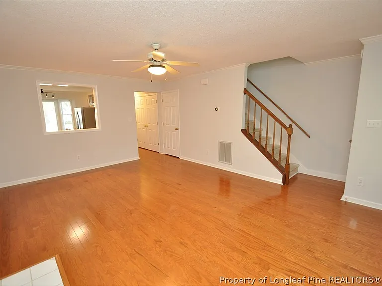 240 Beechtree Dr — Photo 14