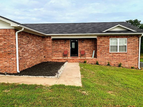 2nd image of 271 Crestpointe Dr