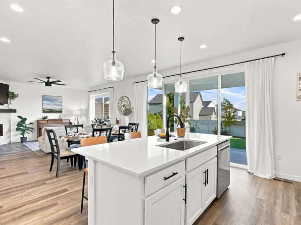 11175 W Soaring Hawk St, Star, ID 83669