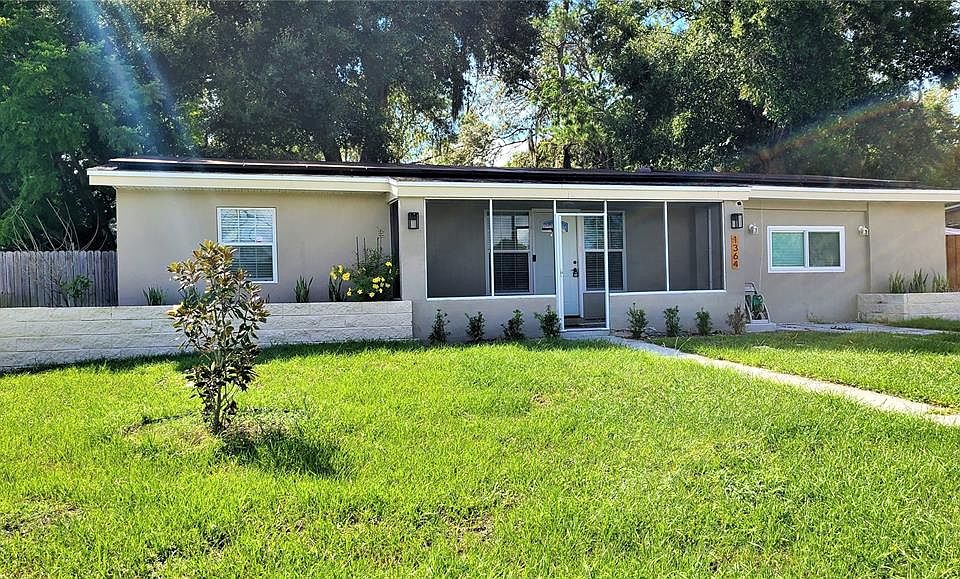 1st image of 1364 W WELLINGTON DRIVE