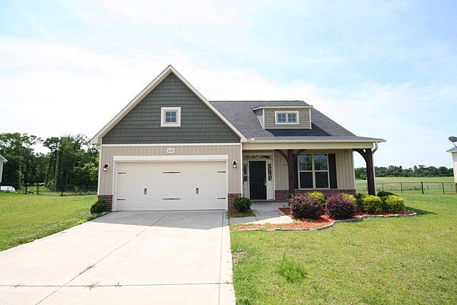 1st image of 400 Wakefield Dr