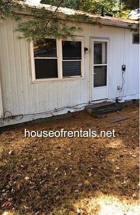 2nd image of 119 N Olive St