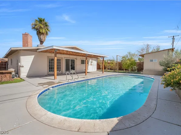 4671 Marnell Dr, Las Vegas, NV 89121