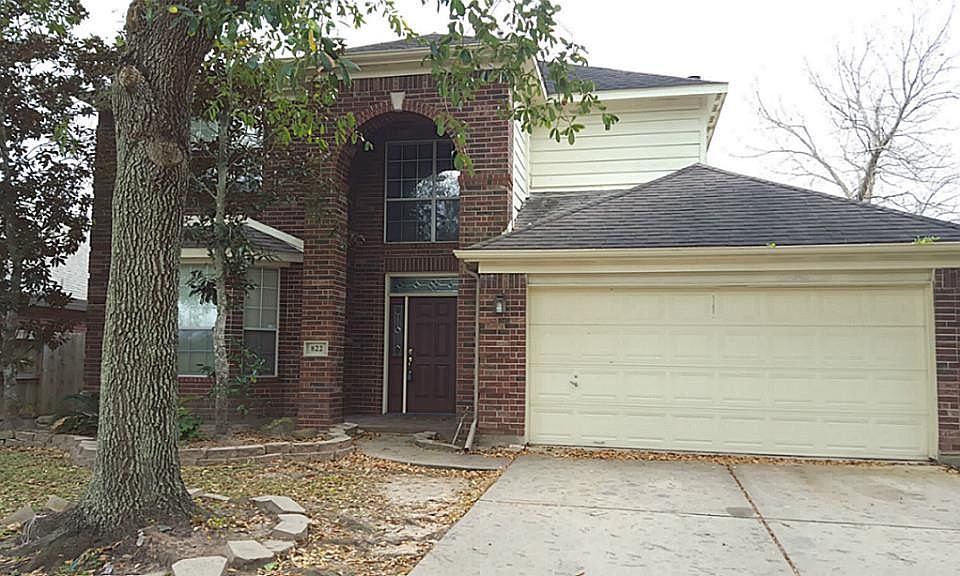 1st image of 822 Hyacinth Pl